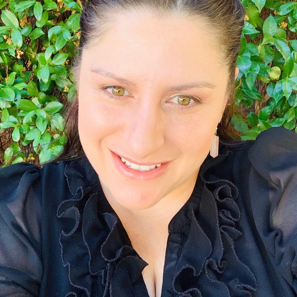 Meet your Posher, Jennifer